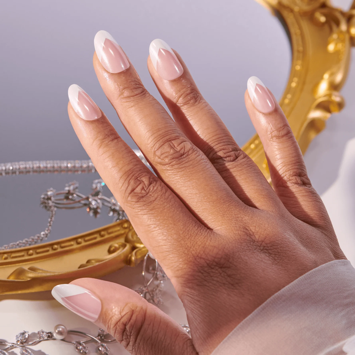 Sztuczne paznokcie WICKED edycja limitowana WKD18X KISS 28 szt M