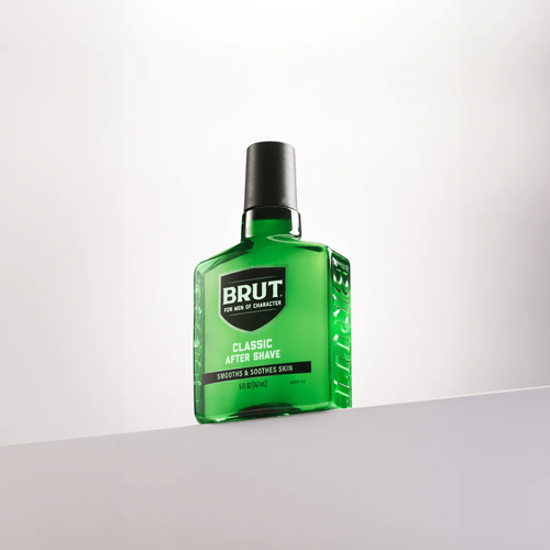Woda po goleniu dla mężczyzn trwały zapach Classic After Shave BRUT 147 ml