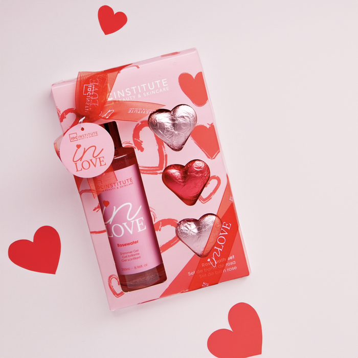 Zestaw kosmetyków do kąpieli żel pod prysznic Rosewater IN LOVE IDC 1 szt