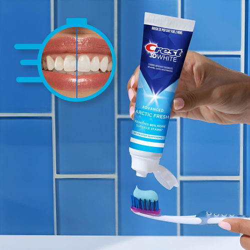 Pasta do zębów z fluorem mocno miętowa Arctic Fresh 3D White Crest 93 g